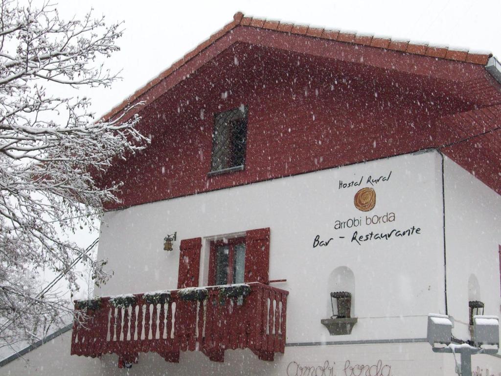 Hostal Rural Arrobi Borda Eugi Exterior photo