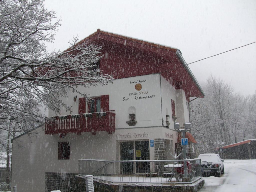 Hostal Rural Arrobi Borda Eugi Exterior photo